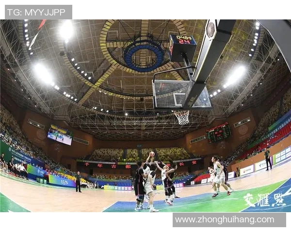 姚明全运会赛场展现篮球魅力与青春活力的完美结合 姚明全运会赛场展现篮球魅力与青春活力的完美结合