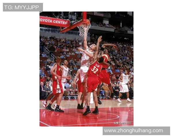 姚明在比赛中仅得6分却展现出领导力和团队精神的精彩瞬间 姚明在比赛中仅得6分却展现出领导力和团队精神的精彩瞬间