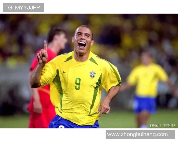 足球明星剃杠头发瞬间曝光引发热议球迷纷纷模仿潮流来袭