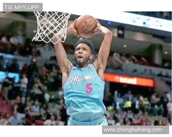 小琼斯精彩扣篮对决猛龙队展现惊人弹跳与技巧的巅峰时刻